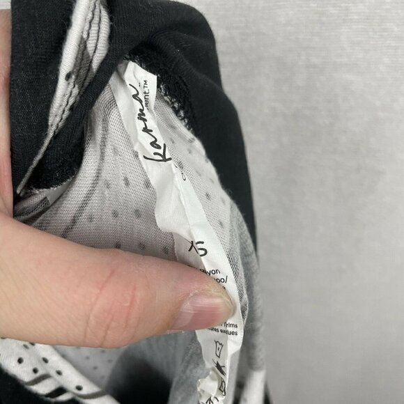 Karma Black And White chevron Striped Maxi Skirt Size Xs - Picture 4 of 5